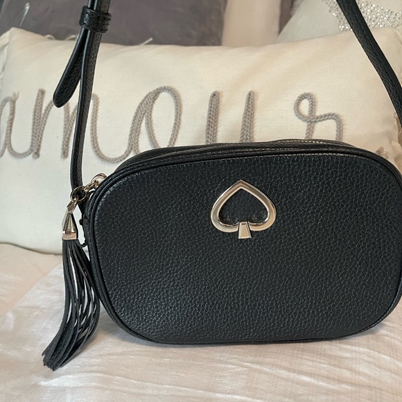 Kate Spade. Leather Black crossbody camera bag. Used once. Like new. - Picture 2 of 11